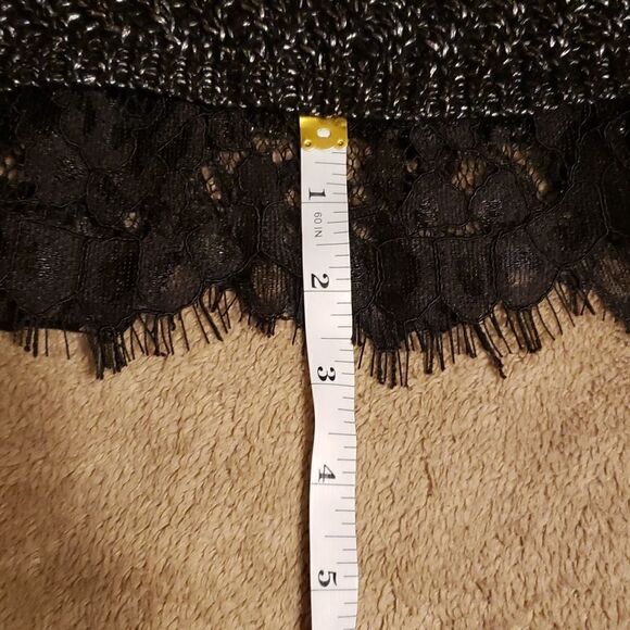 White House Black Market medium sweater - Picture 8 of 9